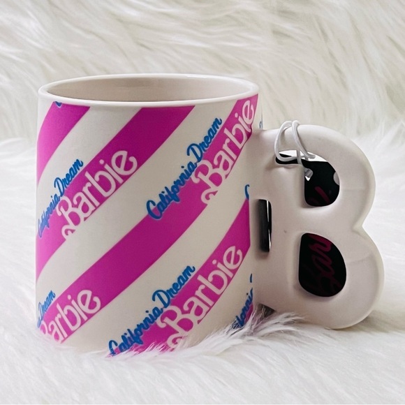 Barbie Mug - Picture 3 of 3